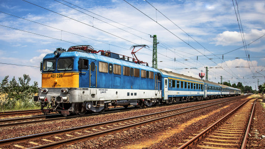 913934 (a): :2048x1155